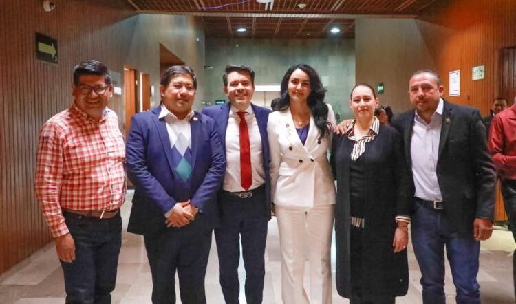 Ley de Ingresos 2025, congruente con el futuro de México: Acosta Ruíz