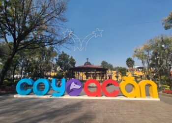 Llama Coyoacán a preservar su Centro Histórico en esta época Navideña