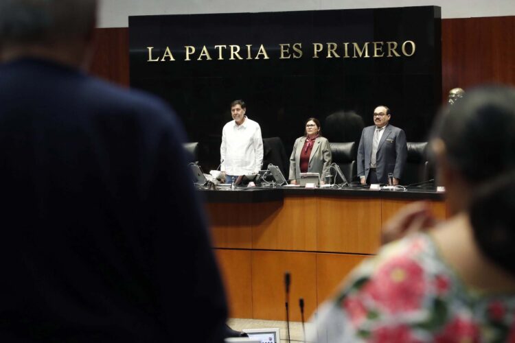 Prohíben vapeadores y uso ilícito de fentanilo