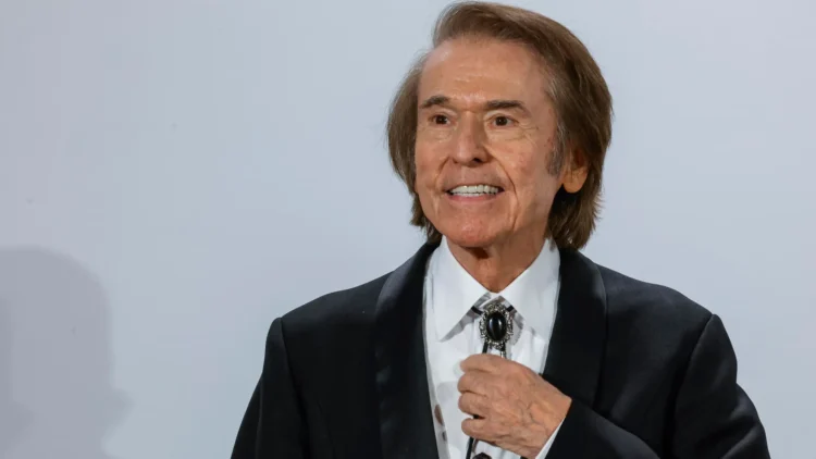 Raphael deja el hospital: Su lucha contra el linfoma cerebral sigue con esperanza