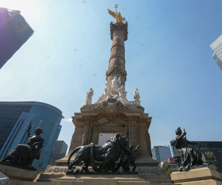 Manita de gato al Ángel de la Independencia, ya quedó listo
