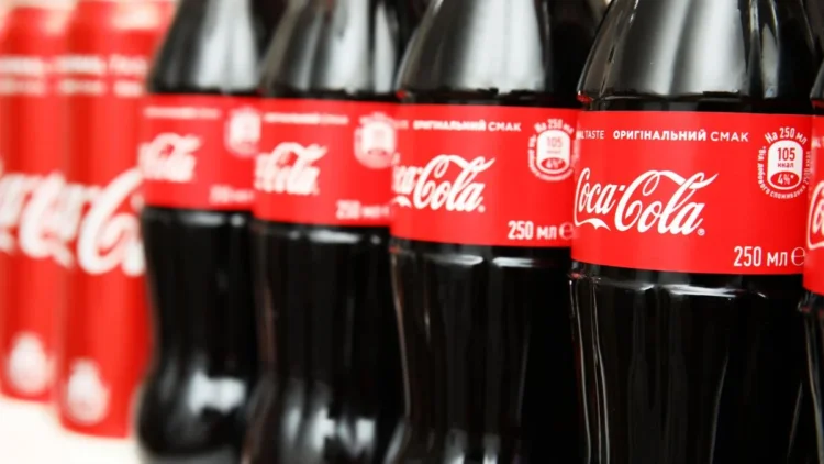Prohíben venta de Coca-Cola y Corona en localidad de Hidalgo; habrá multas de hasta 5 mil pesos