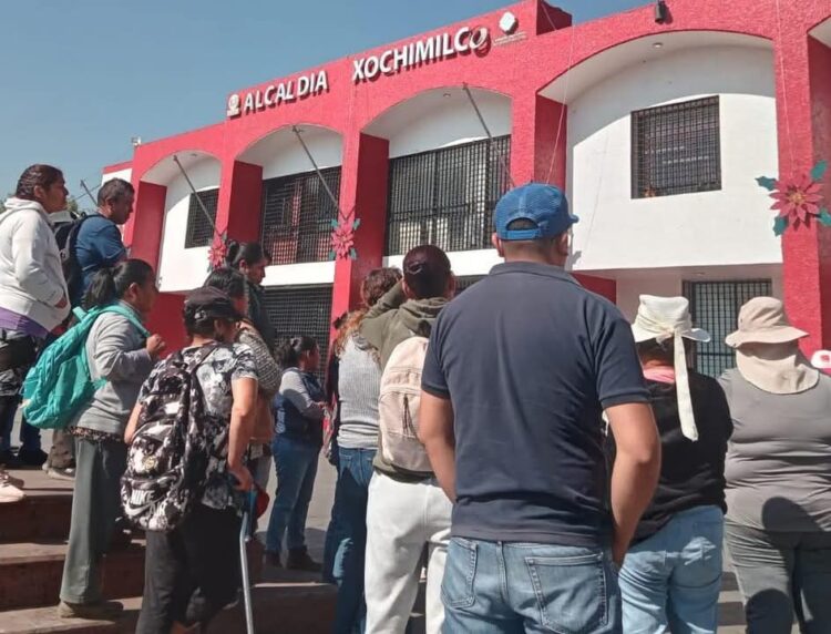 ¡Los Ojos de la Capital!