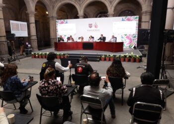 Brugada reitera que regularización de locatarios es con Alcaldías