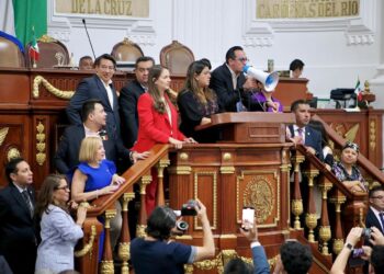 Busca Morena aprobar reformas sin los votos, denuncian panistas