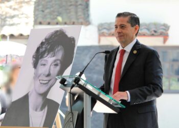 Rinden homenaje a María de los Ángeles Moreno en Coyoacán