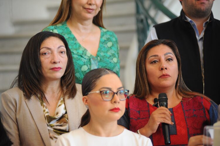 Morena acusa a PAN de lucrar políticamente con «pinchazos» en el Metro