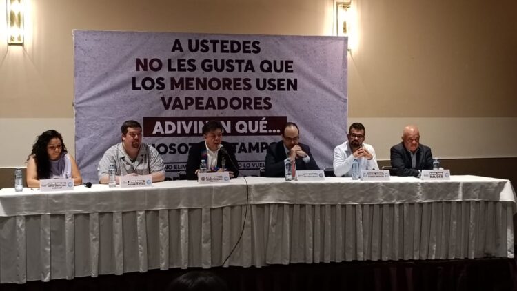 Lanzan activistas llamado a legisladores para retomar el diálogo para regular el vapeo
