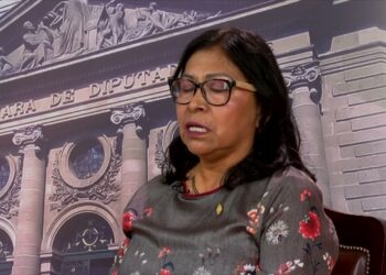 ¡Los Ojos de la Capital!