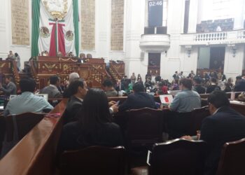 ¡Los Ojos de la Capital!