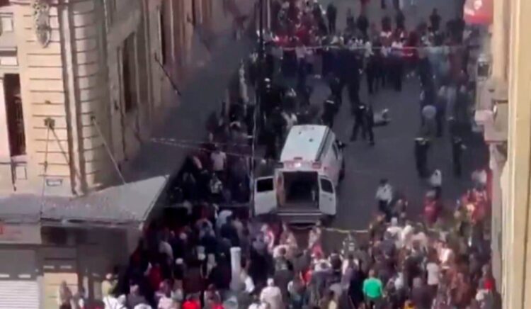 ¡Los Ojos de la Capital!