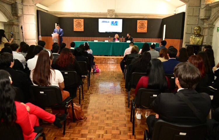 La política está al servicio de las causas de las personas: diputada