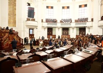 ¡Los Ojos de la Capital!