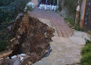 Se le derrumban las calles a Casarín en Álvaro Obregón