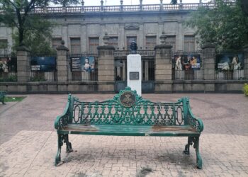 Retiran estatuas de Fidel Castro y el Che Guevara en Cuauhtémoc por solicitud ciudadana, afirma diputada del PAN