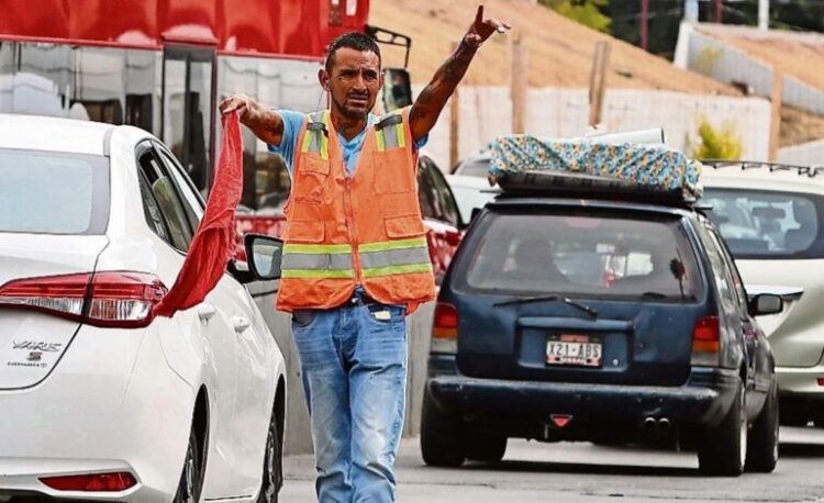 Multarán a ‘franeleros’ con 36 horas de cárcel