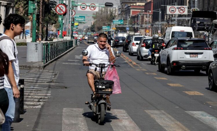 ¡Los Ojos de la Capital!