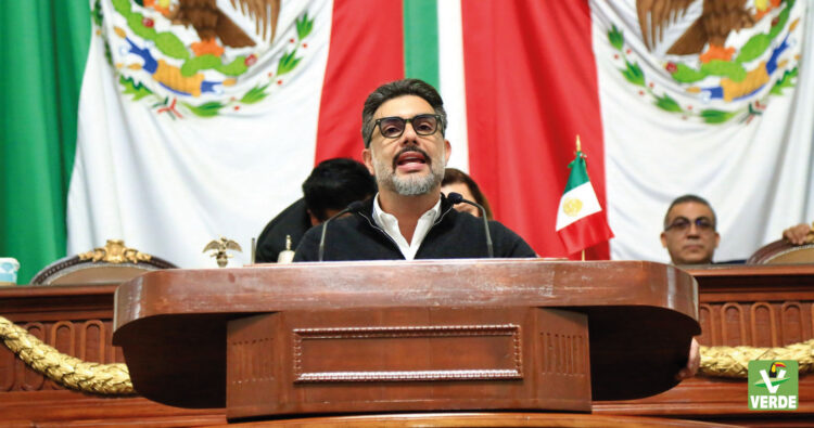 Acusan vecinos de Lomas de Chapultepec a Sesma Suárez de tener un salón de fiestas y discoteca que viola uso del suelo