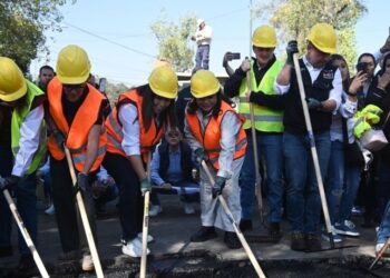 ¡Los Ojos de la Capital!