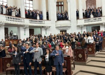 Congreso CDMX toma protesta a 137 integrantes del Poder Judicial