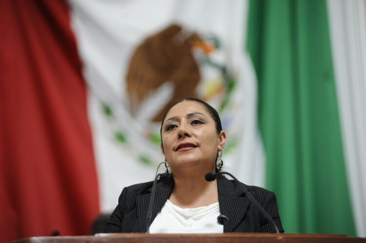 Proponen declarar el 25 de enero como Día de la Bombera y el Bombero CDMX