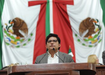 Paulo García va por Asamblea Vecinal sin burocracia