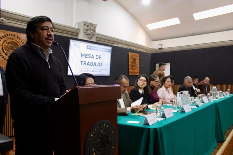 Morena abre diálogo pero evita compromisos con transportistas