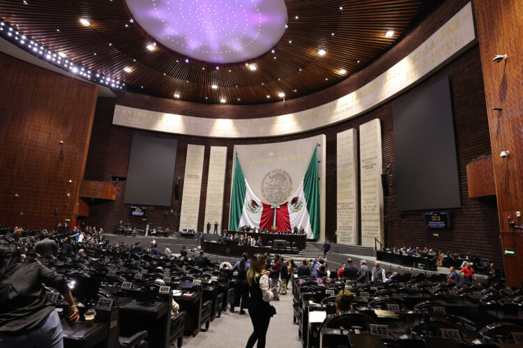 Exige legisladora que sesiones y reuniones en San Lázaro sean presenciales