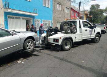 ¡Adiós chatarra! Cuauhtémoc libera sus calles y retira 87 vehículos abandonados en una semana