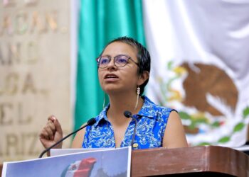 Liz Salgado acusa ‘diálogo de sordos’ y reclama atención a indignados del país