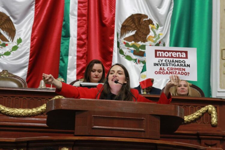 Congreso CDMX suspende sesión por choque entre PRI y Morena