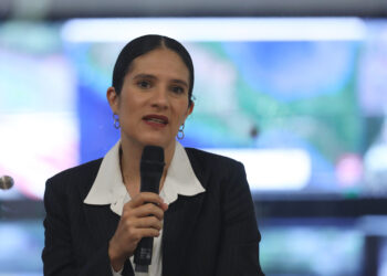 CDMX activa señal espejo para acelerar reacción ante robo de autos