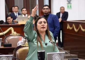 ¡Los Ojos de la Capital!