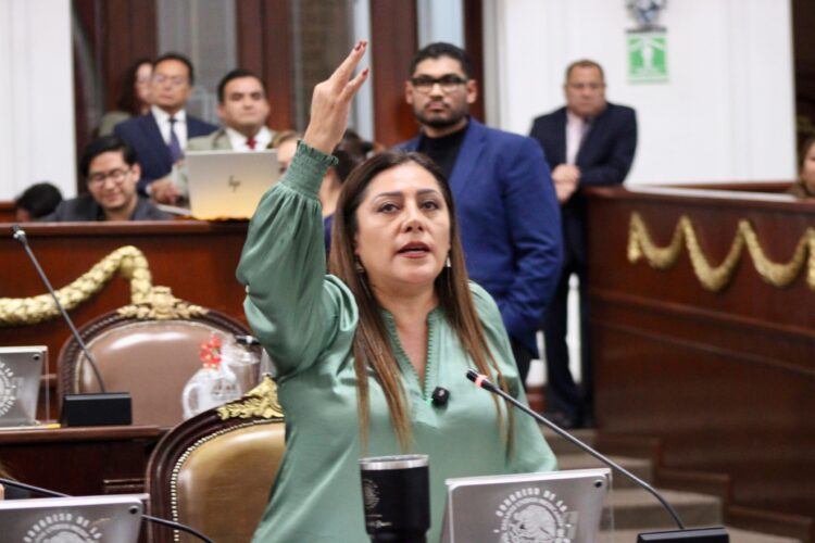 ¡Los Ojos de la Capital!