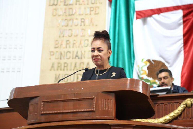 Proponen integrar a personas liberadas a créditos del INVI