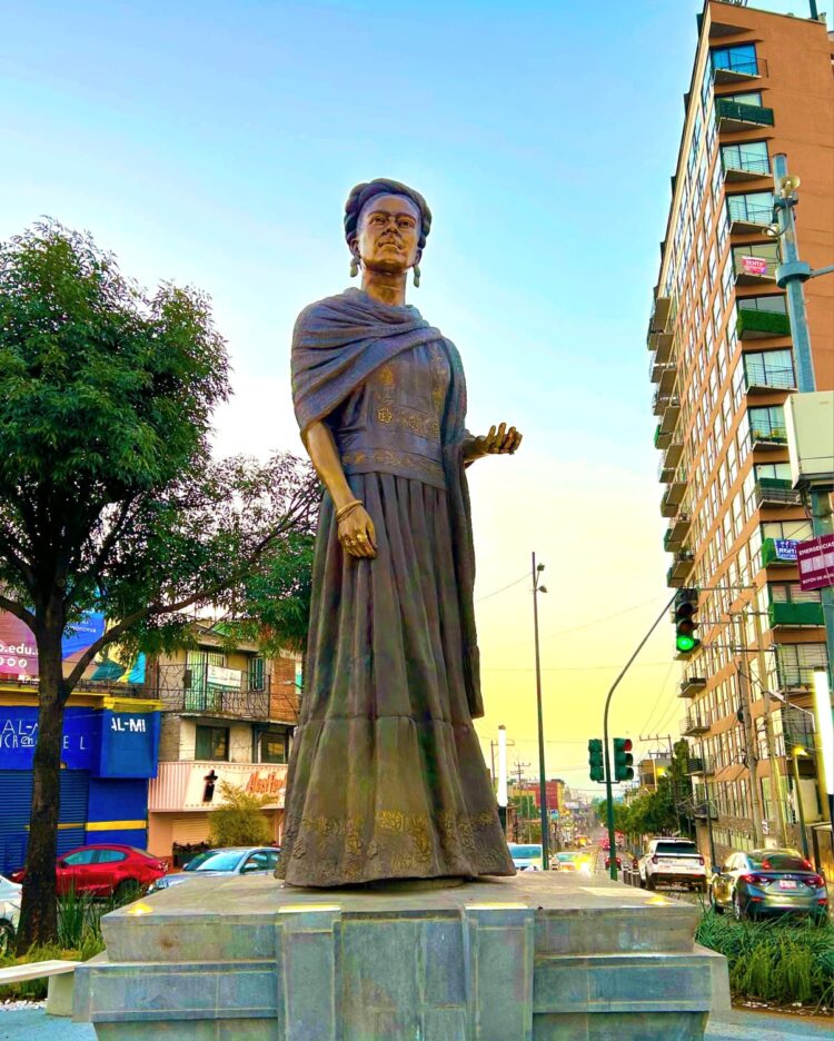 FRIDA KAHLO RECIBIRÁ A VISITANTES DEL MUNDIAL: GIOVANI GUTIÉRREZ