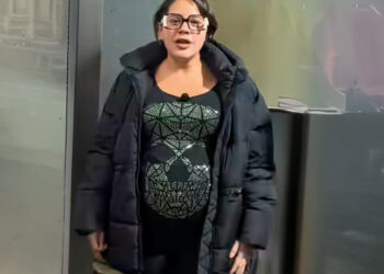 Campaña ilegal en marcha: Circe Camacho usa propaganda disfrazada para posicionarse rumbo a 2027