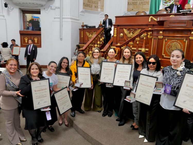 Congreso CDMX premia a nueve lideresas que impulsan justicia cultura y derechos de las mujeres