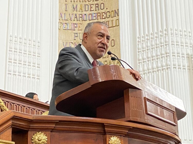 Alertan en CDMX: uñas moradas y desmayos pueden ser señal de hipertensión pulmonar