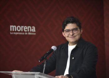 ¡Los Ojos de la Capital!