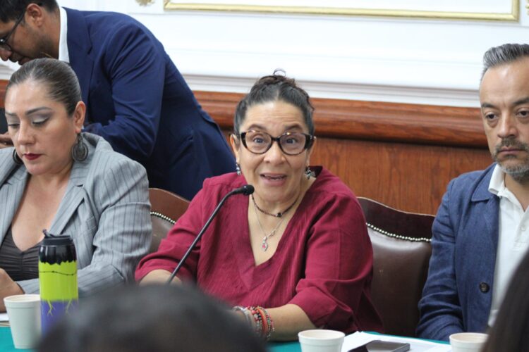 Morena abre negociación con grupo que causó daños en el Congreso capitalino