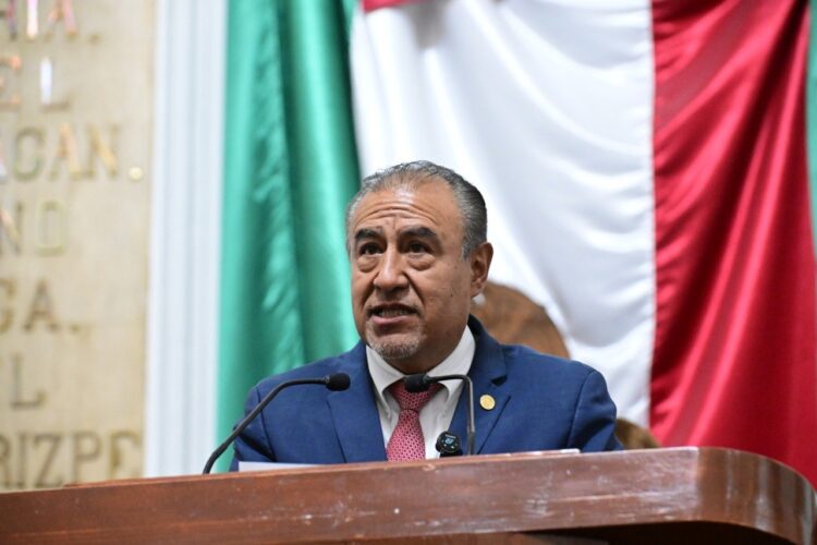 Buscan que jóvenes de barrios escriban su historia en CDMX