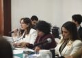Cuestionan a Rojo de la Vega por publicidad y gentrificación