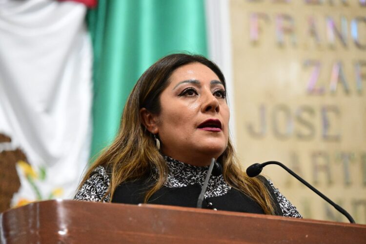 Congreso CDMX presiona por ley nacional animalista