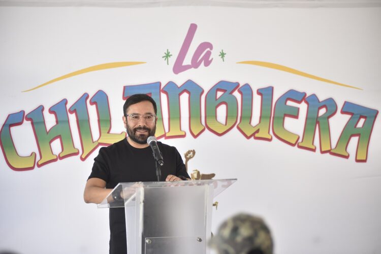 Víctor Romo exhibe a Tabe por permisos, extorsión y 201 millones sin gastar