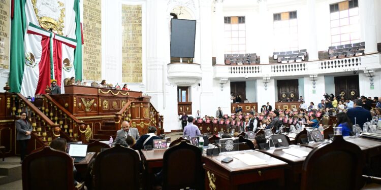 Morena impone reforma judicial en CDMX; aplazan elección y crecen dudas sobre su viabilidad