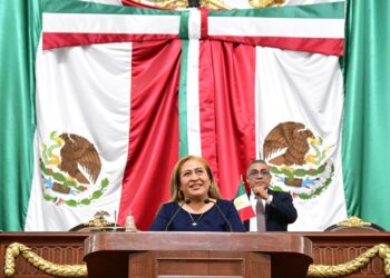 Congreso reconoce a mujeres parteras; Paulina Pérez reivindica saberes ancestrales