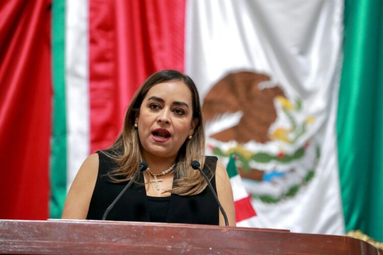 Aprueban iniciativa de Laura Álvarez contra apología del delito