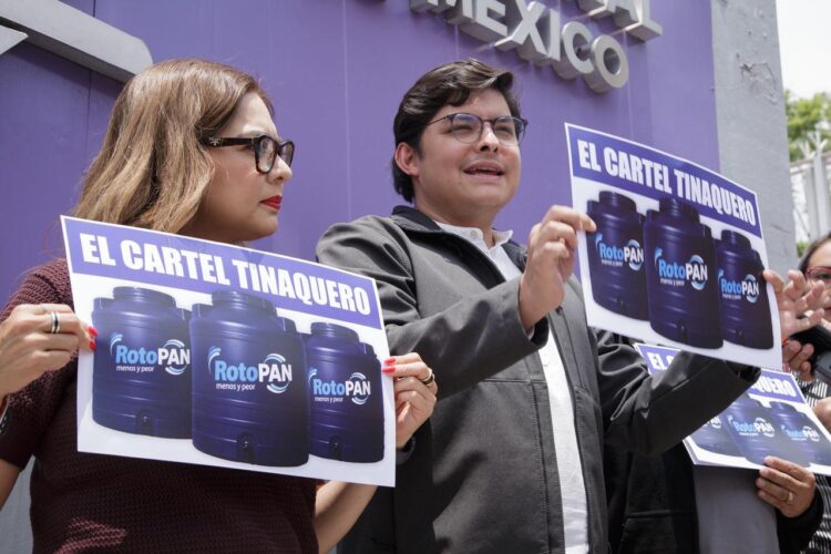 Escala guerra entre Morena y PAN: acusan negocio electoral con familias pobres