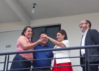 Brugada duplica presupuesto para vivienda y promete 200 mil acciones antes de 2030